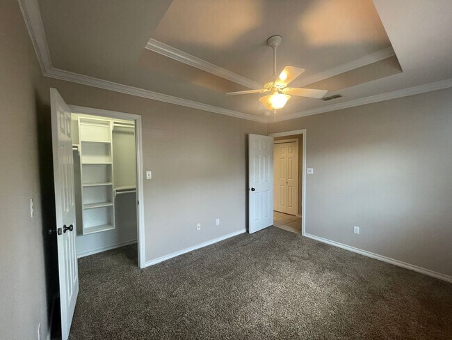 Building Photo - Waterfront Living in Corpus Christi – 3 Bed, 2 Bath Home with Boat Lifts & Scenic Views