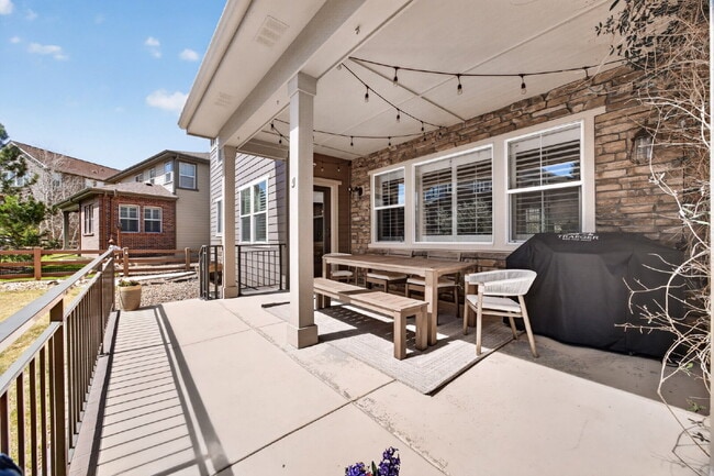 Building Photo - "Spacious 5-Bedroom Retreat on South Quantock Way - Perfectly Designed for Comfort and Style!"  A...