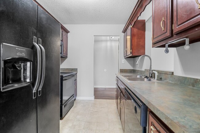 Building Photo - 3809 Man O War Blvd