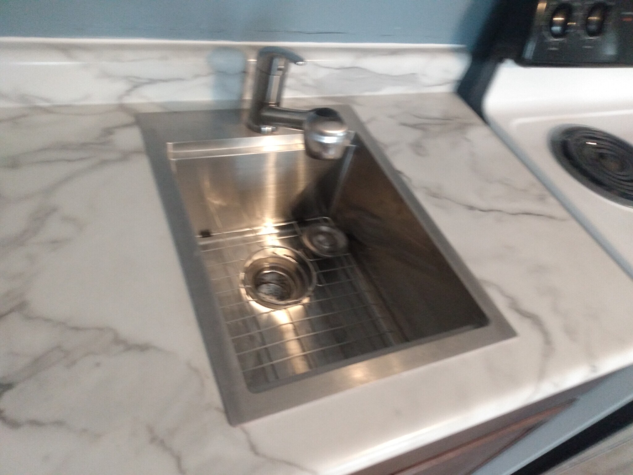 Building Photo - 331 5th St