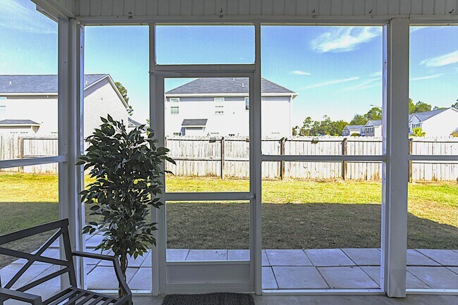 Building Photo - 1430 Evergreen Trl