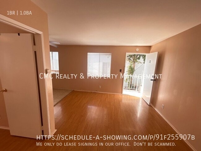 Primary Photo - 1700 Hill St