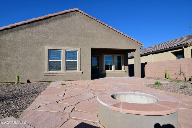 Building Photo - 10155 N Leopard Gecko Terrace