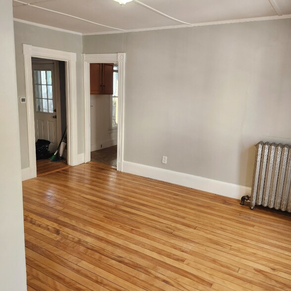 Building Photo - 50 Centre St