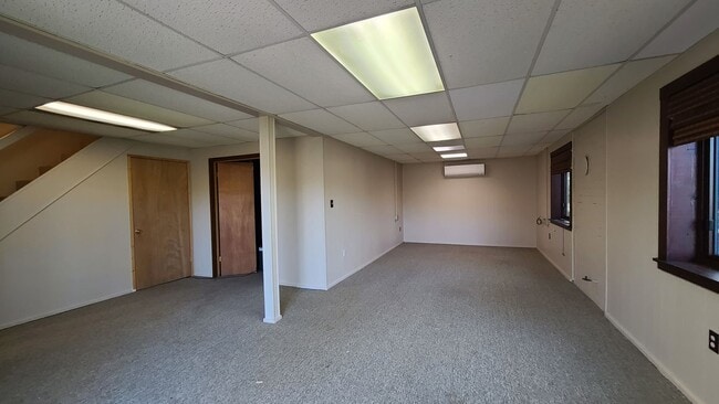 Building Photo - Private Setting With Views