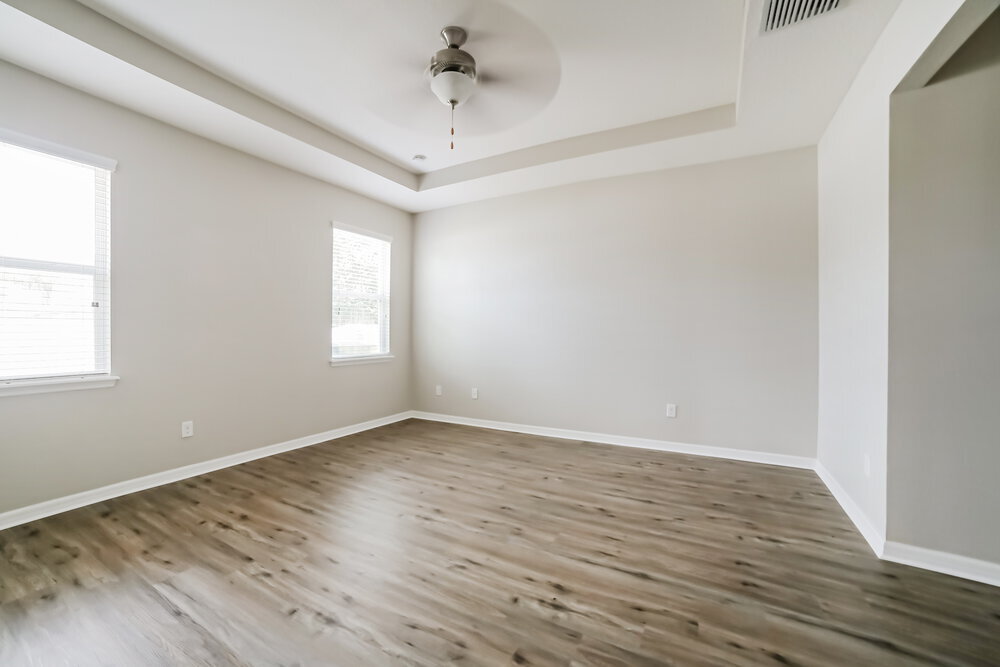 Building Photo - 402 Blakely Ct
