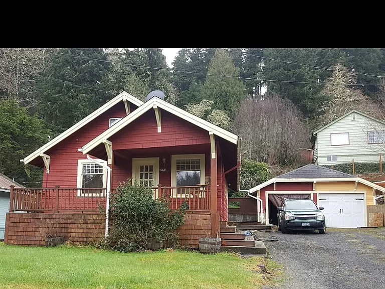 Building Photo - 2641 Irving Ave