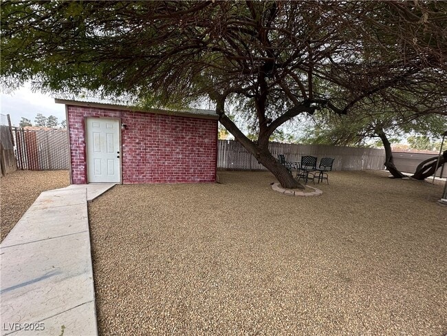 Building Photo - 3009 N Crawford St