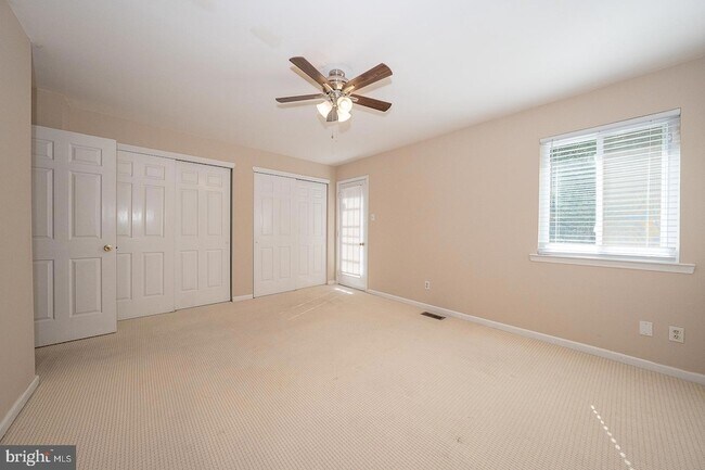 Building Photo - 344 Brigade Ct