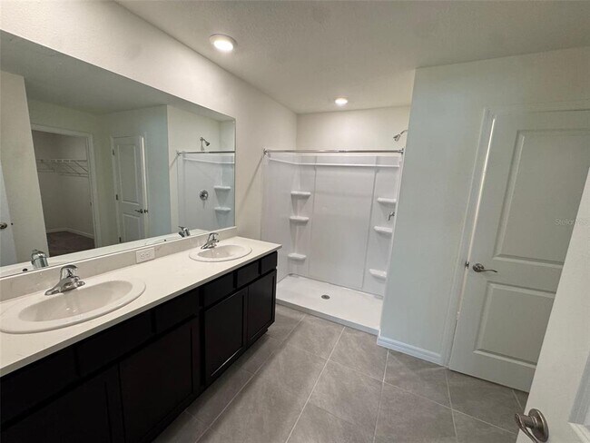 Building Photo - 1918 NW 246th Ter