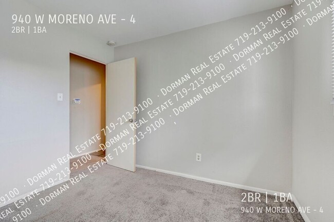 Building Photo - 940 W Moreno Ave