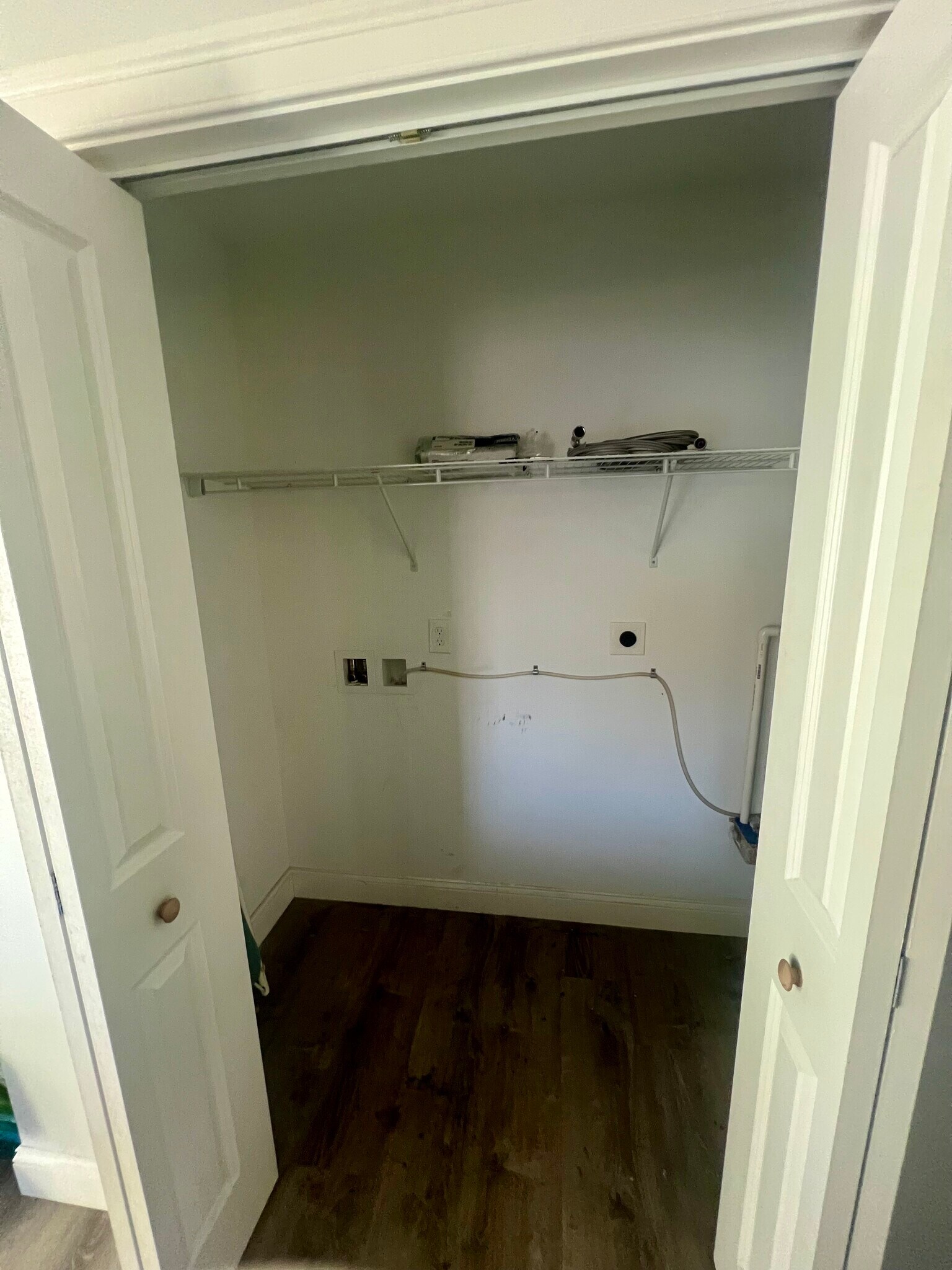 Building Photo - 652 Goodwins Mills Rd