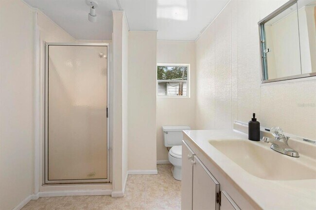 Building Photo - 831 Wolf Trail