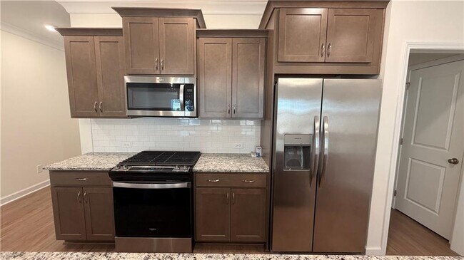 Building Photo - 903 Agate Ln