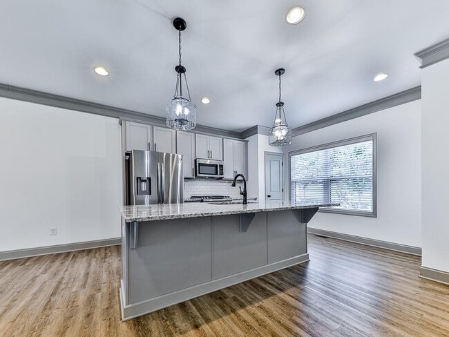 Building Photo - 419 Stovall Pl