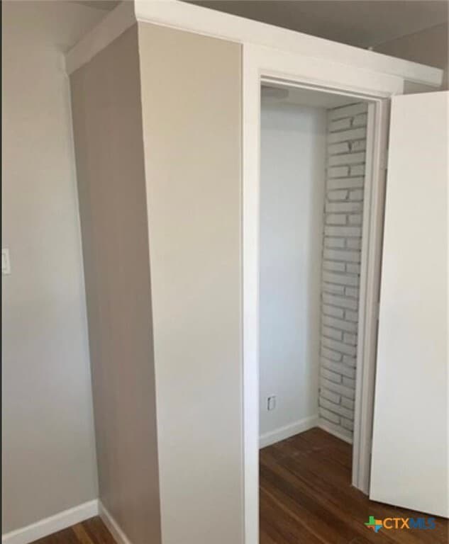 Building Photo - 200 Uecker Dr