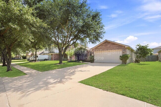Building Photo - 14631 Hazy Ridge Ln