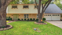 Building Photo - 5641 Parkcrest Dr