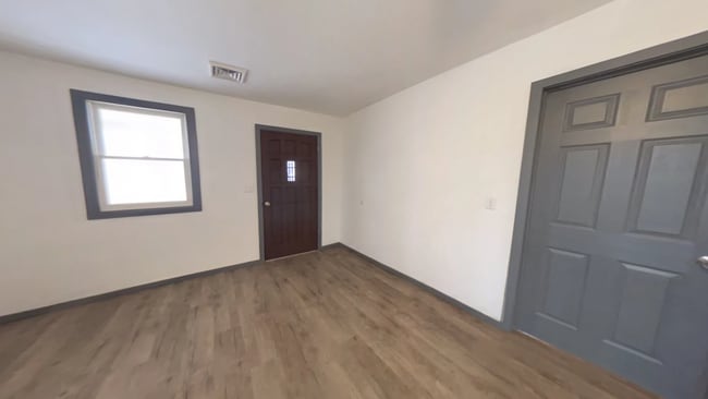 Building Photo - 507 Bellevue St