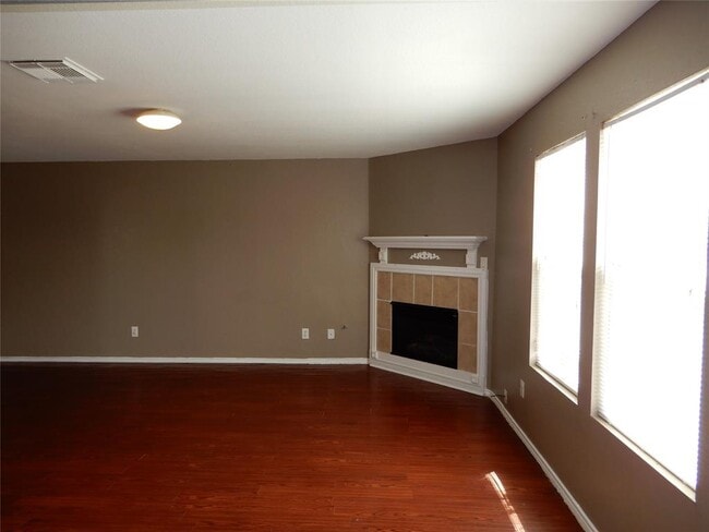 Building Photo - 20119 Baron Brook Dr
