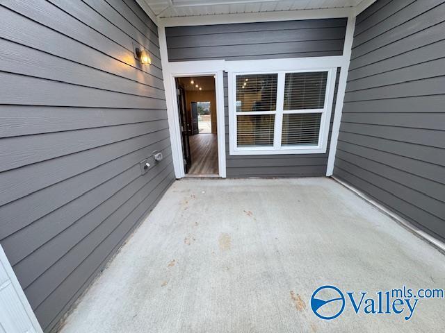 Building Photo - 132 Foster Wy Dr