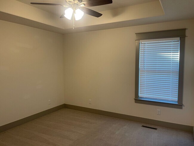 Building Photo - All Brick, 3 bedrooms AND 3 car garage