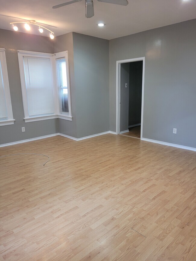 130 W 2nd Ave 130 W 2nd Ave Roselle NJ 07203 Apartment Finder