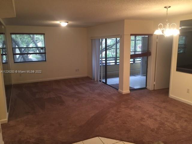 Building Photo - 1060 N Hiatus Rd