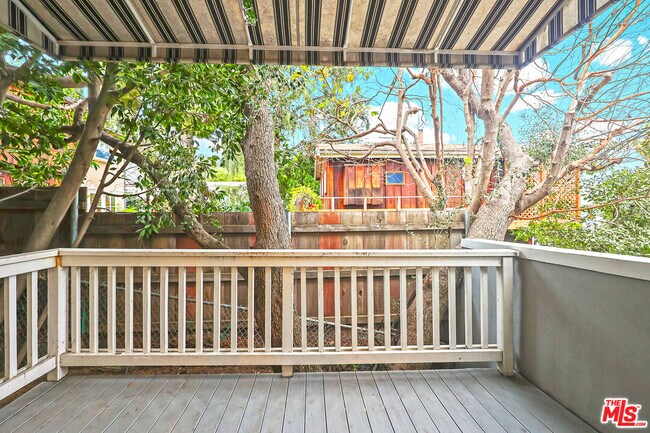 Building Photo - 11423 Sunshine Terrace