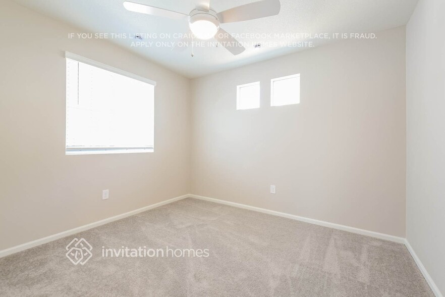 Building Photo - 3394 Pearwood Dr