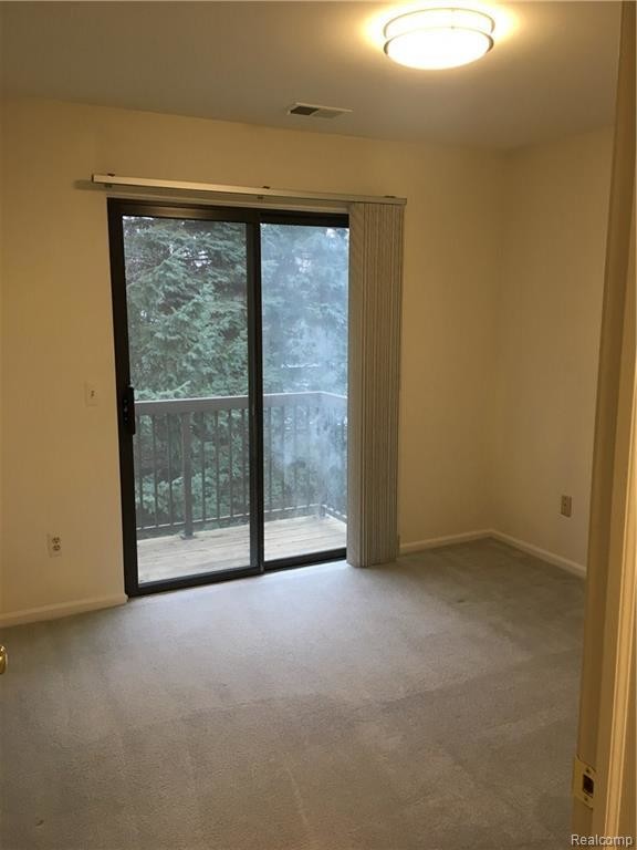 Building Photo - 27552 Harrison Woods Ln