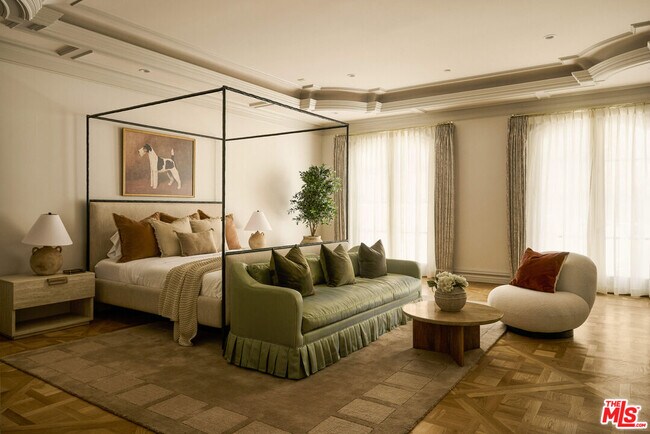 Building Photo - 628 N Rodeo Dr