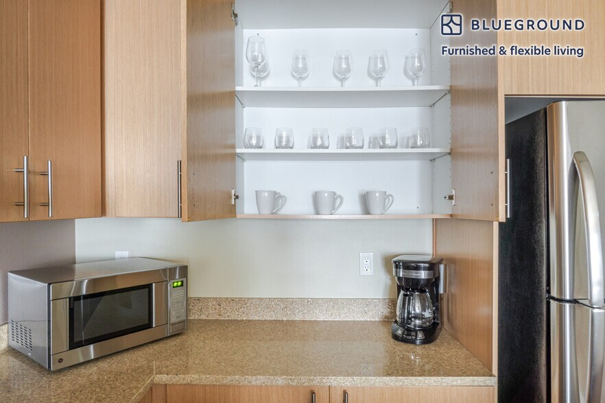 Building Photo - 8397 158th Ave NE