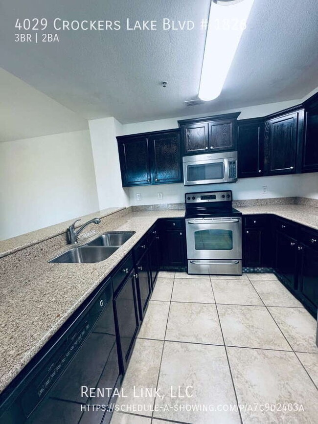Building Photo - 4029 Crockers Lake Blvd