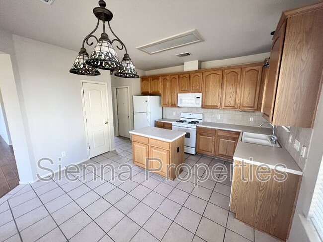 Building Photo - 8917 Whiteworth Loop