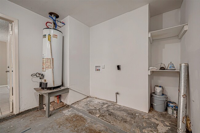 Building Photo - 7027 Inkberry Dr