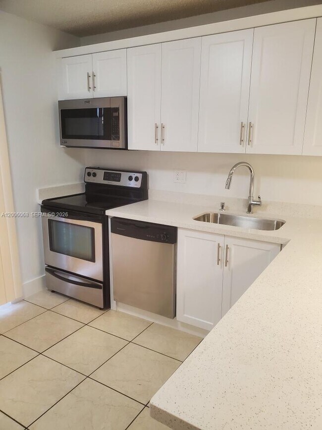 Building Photo - 8260 NW 5th Terrace