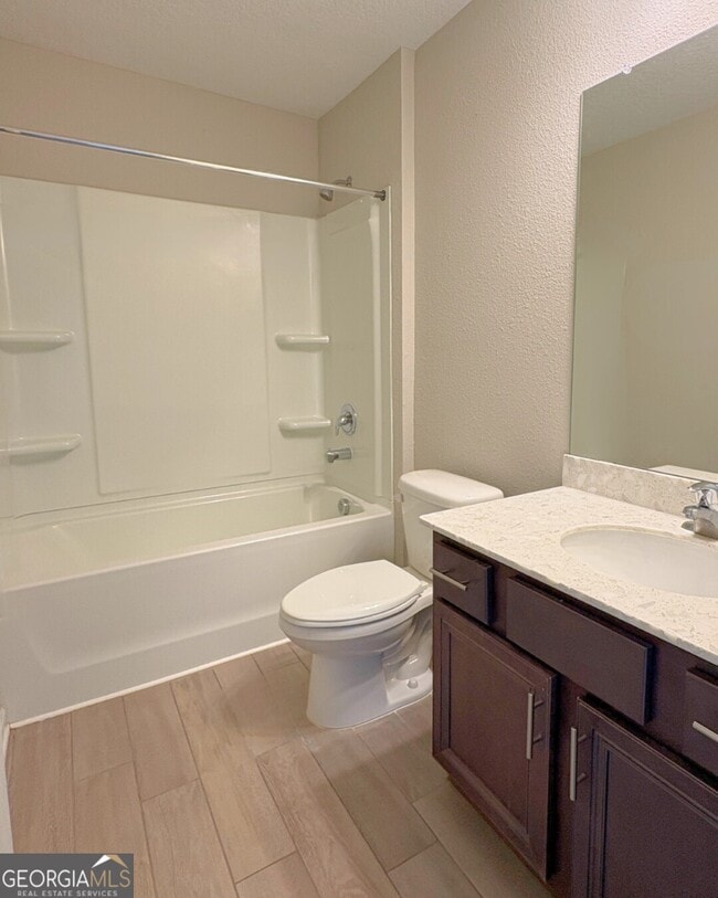 Building Photo - 312 Chinquapin Dr