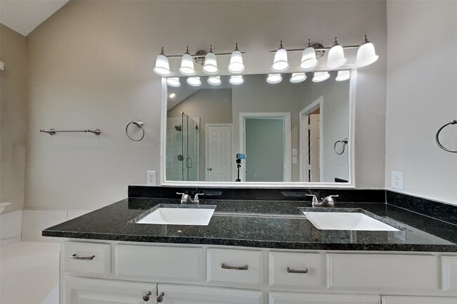 Building Photo - 17011 Buffalo Peak Ct