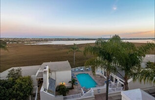 Building Photo - 3991 Crown Point Dr