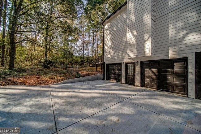 Building Photo - 3775 Burnt Hickory Wy NW
