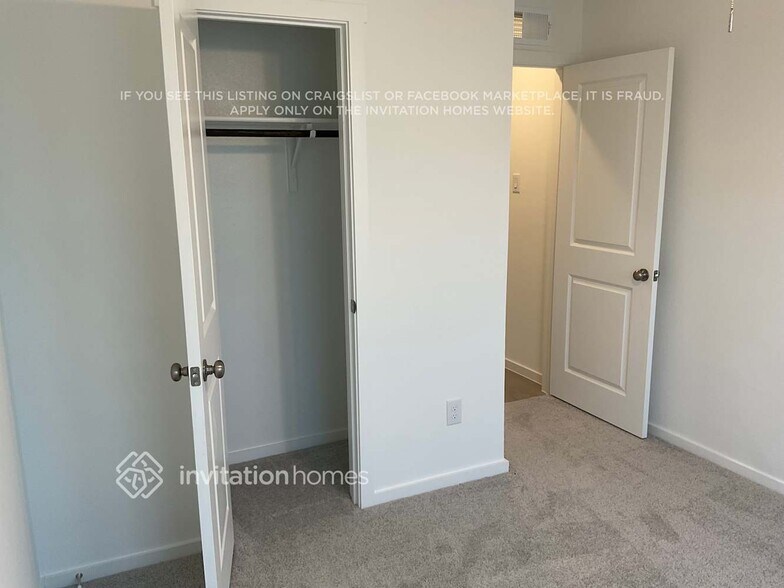 Building Photo - 934 Carrick Dr