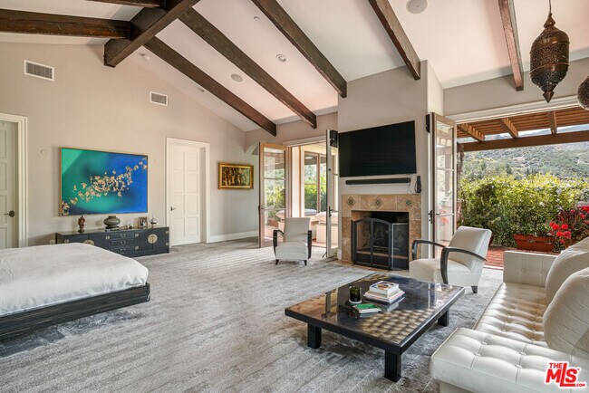Building Photo - 31823 Lobo Canyon Rd