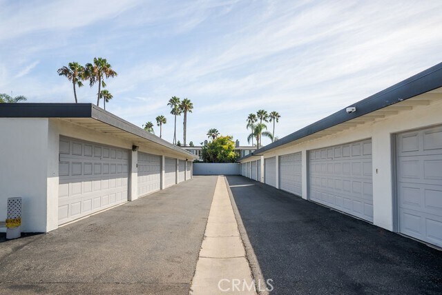 Building Photo - 1088 Buckingham Ln