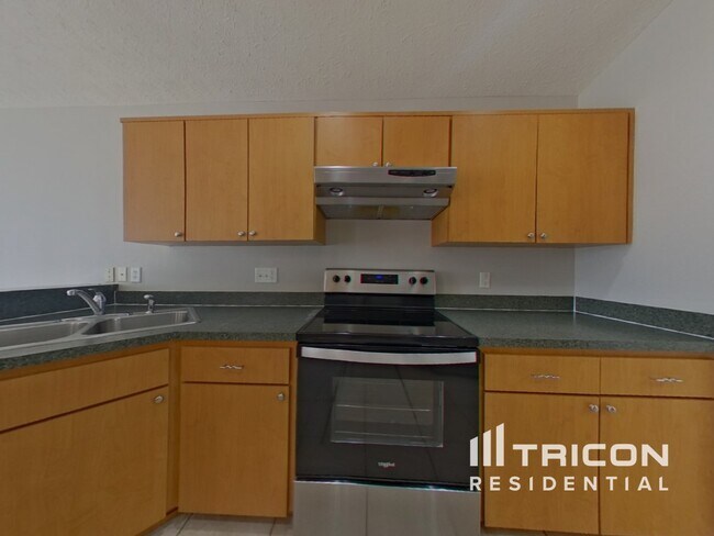 Building Photo - 7956 Floradora Dr