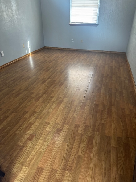 Primary Photo - 750 Bonham St