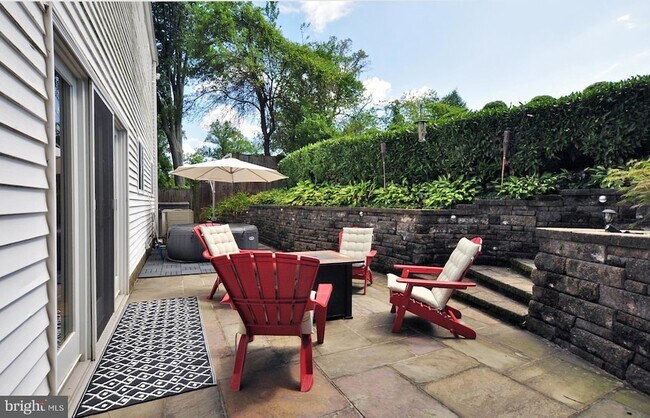 Building Photo - 4306 Kentbury Dr