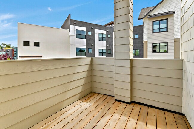 Building Photo - 3537 N Prospect Ln