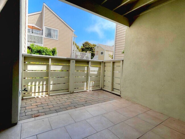 Building Photo - Condo in Niguel Terrace short walk to beach access
