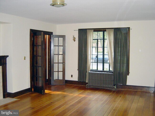 Building Photo - 4602 De Russey Pkwy